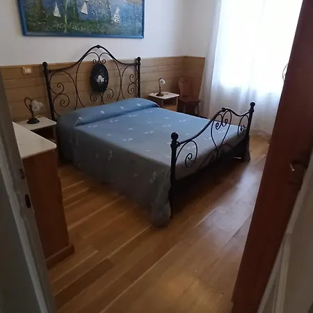 Apartament La Casa Tra Il E Il Mare