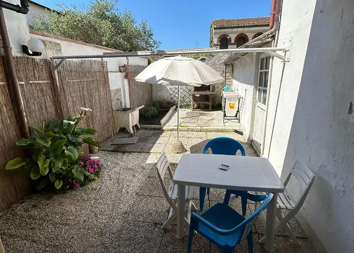 La Casa Tra Il E Il Mare Apartment